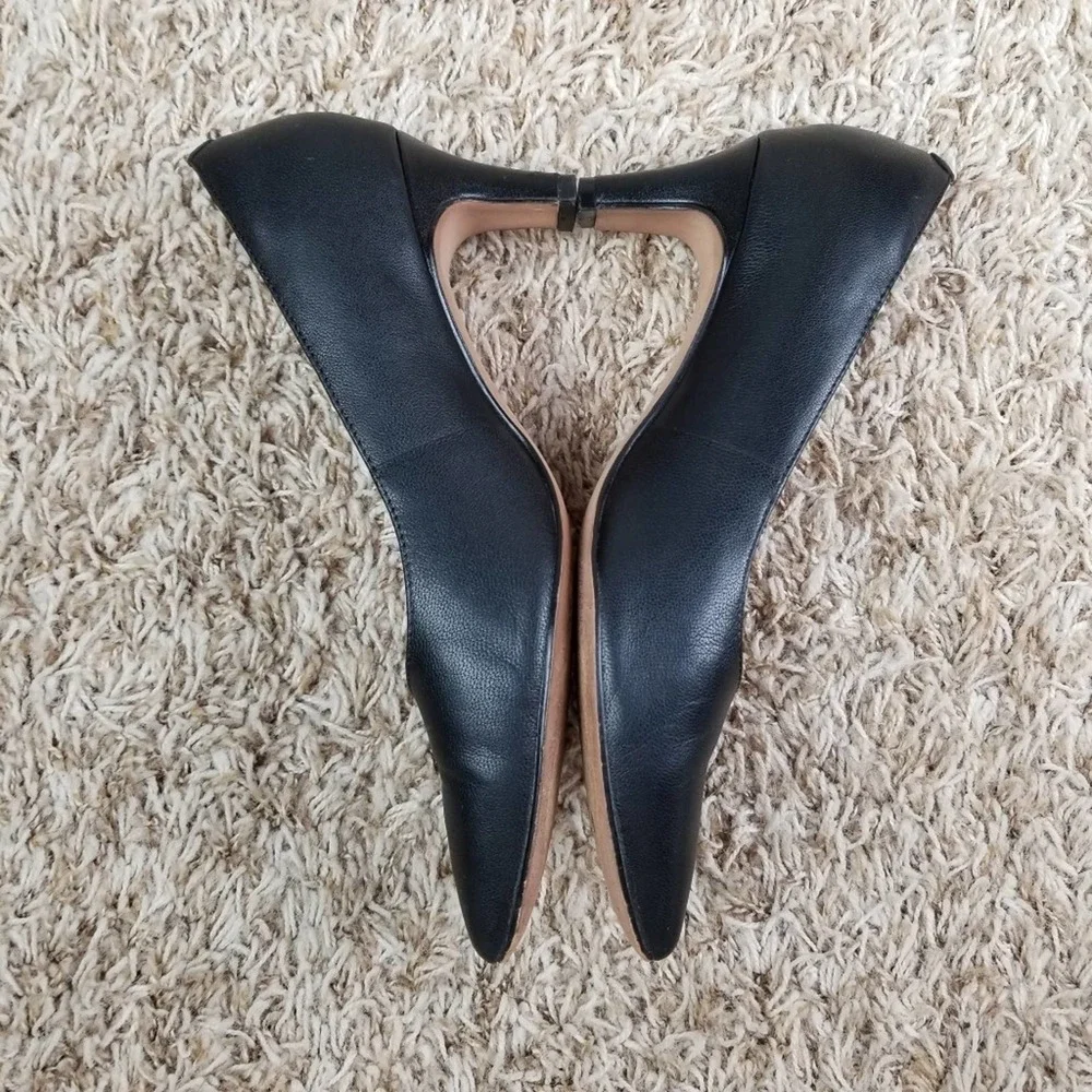 Clarks| Black Crewso wick pump size 6.5 - Picture 2 of 8